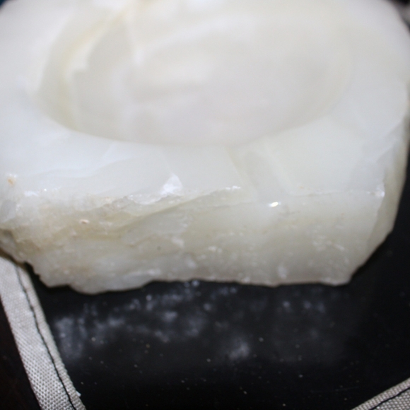 Vintage Alabaster Ashtray - Picture 12 of 16